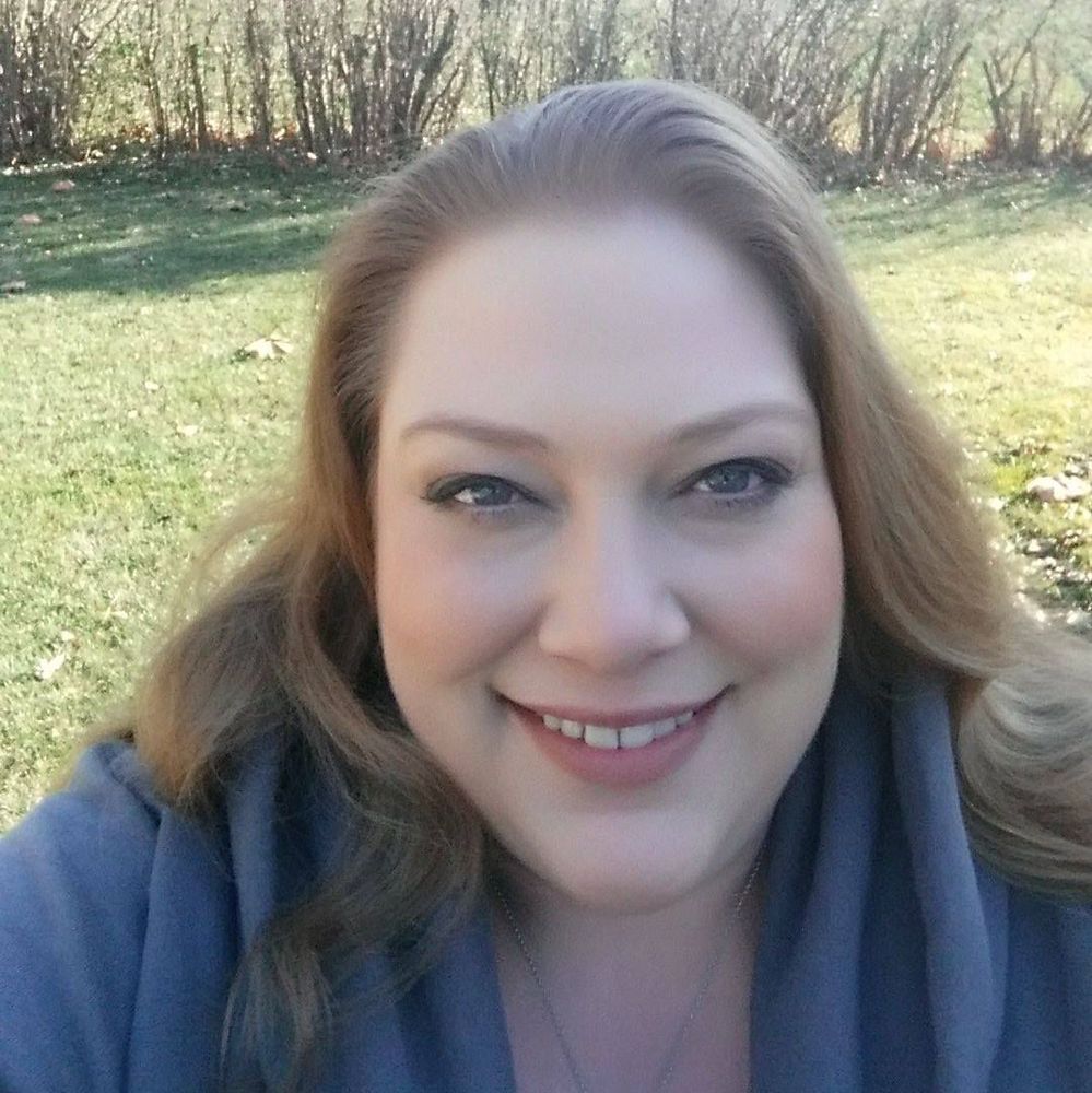 Meet your Posher, Angie